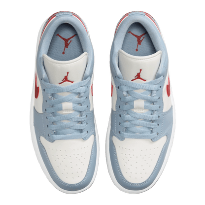Nike Air Jordan 1 Low Blue Whisper Dune Red (W) Oben