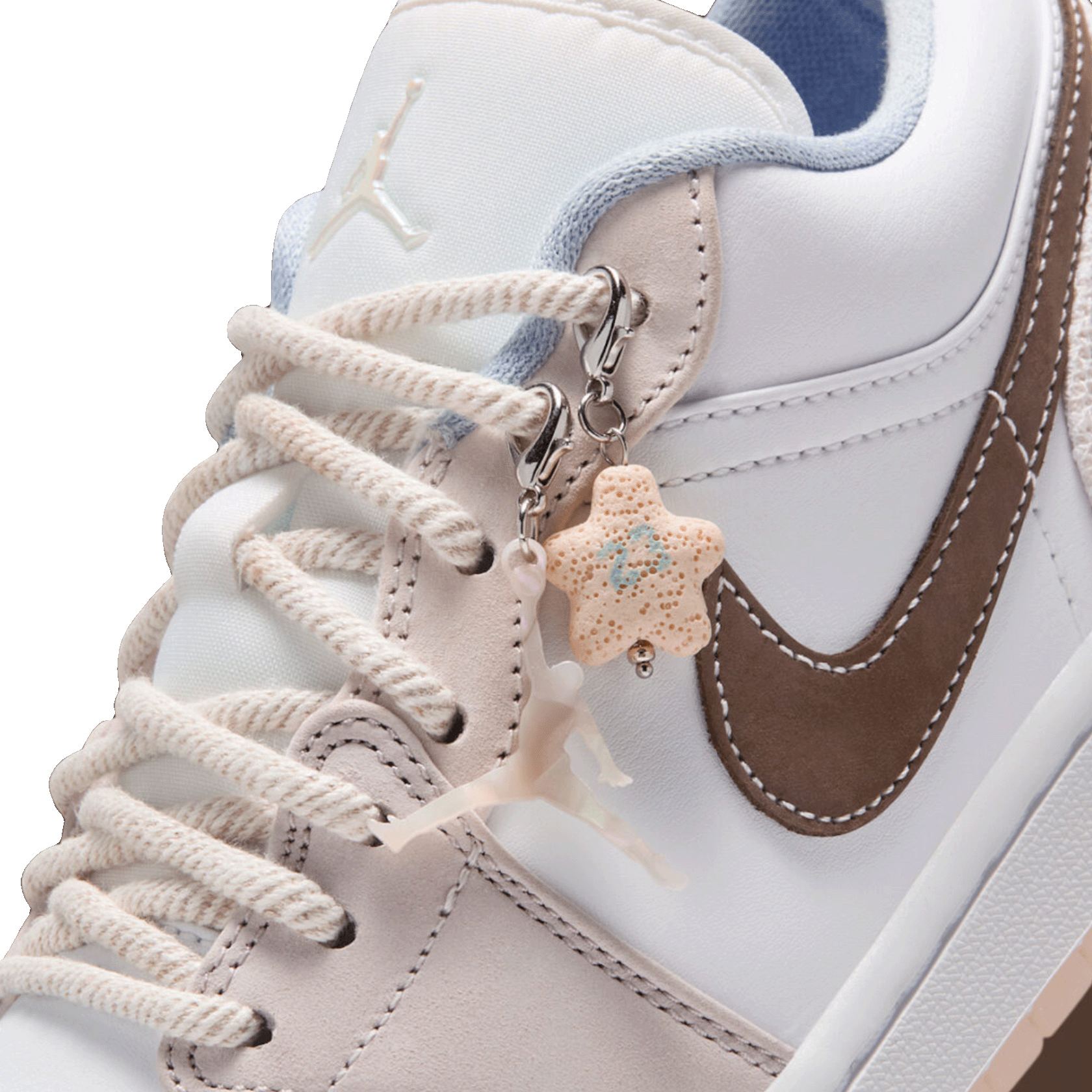 Nike Air Jordan 1 Low Coral (W) Detail