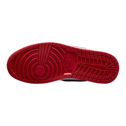 Nike Air Jordan 1 Low FlyEase Gym Red Sohle