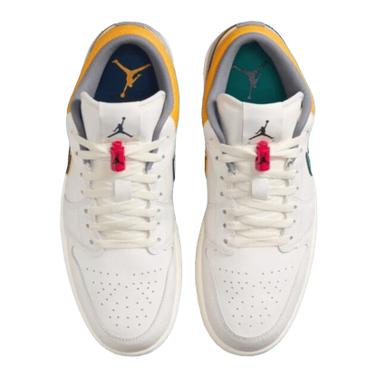 Nike Air Jordan 1 Low PRM Sail Cashmere Oben