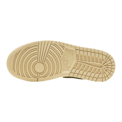 Nike Air Jordan 1 Low Sail White Oil Green (W) Sohle