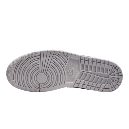 Nike Air Jordan 1 Low SE Legend Light Brown Sohle