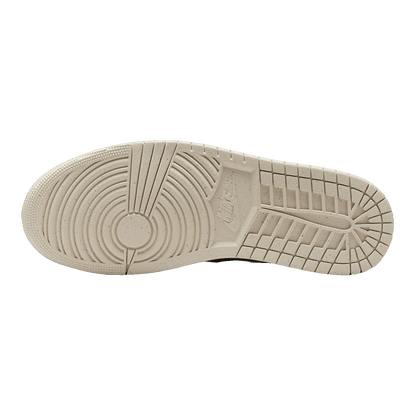 Nike Air Jordan 1 Low SE Medium Olive Sail Sohle