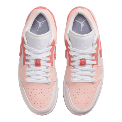 Nike Air Jordan 1 Low SE Mighty Swooshers Pink (W) Oben