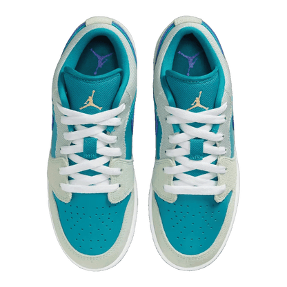 Nike Air Jordan 1 Low SE Pistachio Frost Aquatone Psychic Purple Celestial Gold (GS) Oben