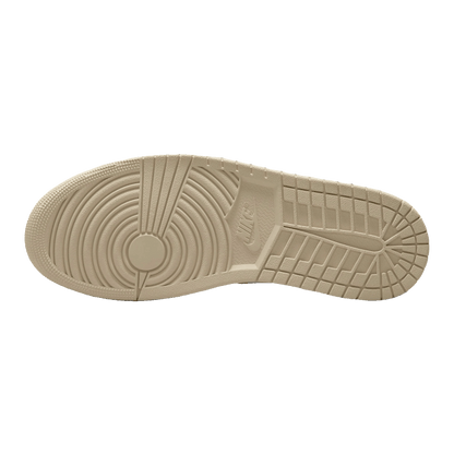 Nike Air Jordan 1 Low SE Sail Rattan University Red Sohle