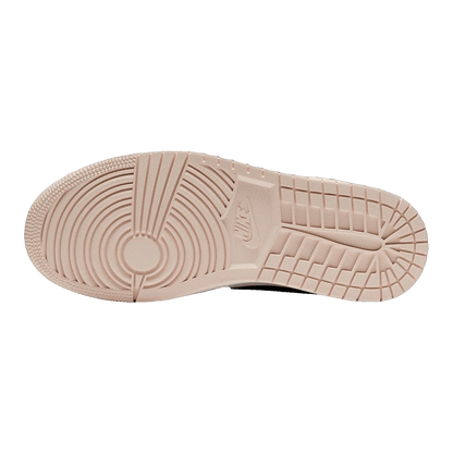 Nike Air Jordan 1 Mid Barely Orange (W) Sohle