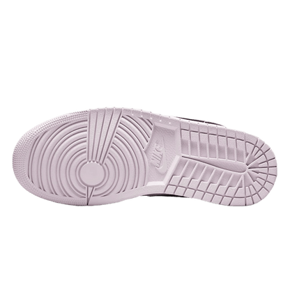 Nike Air Jordan 1 Mid Barely Rose (W) Sohle