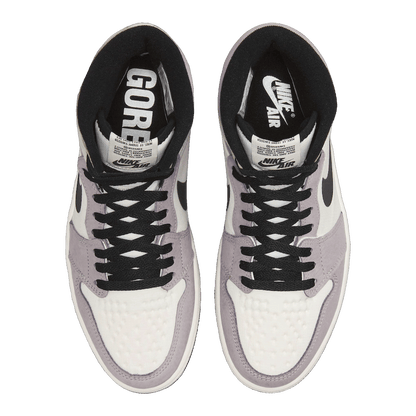 Nike Air Jordan 1 Retro High Element Gore-Tex Light Bone Oben