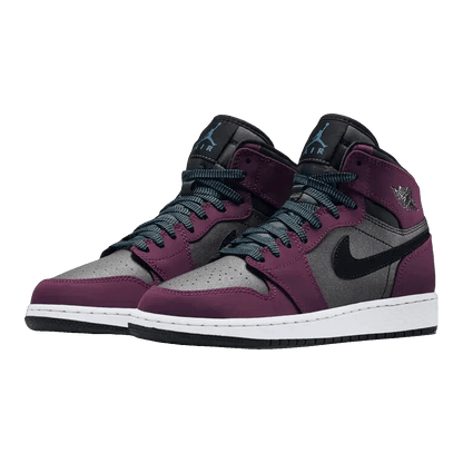 Nike Air Jordan 1 Retro High Mulberry (GS) Side