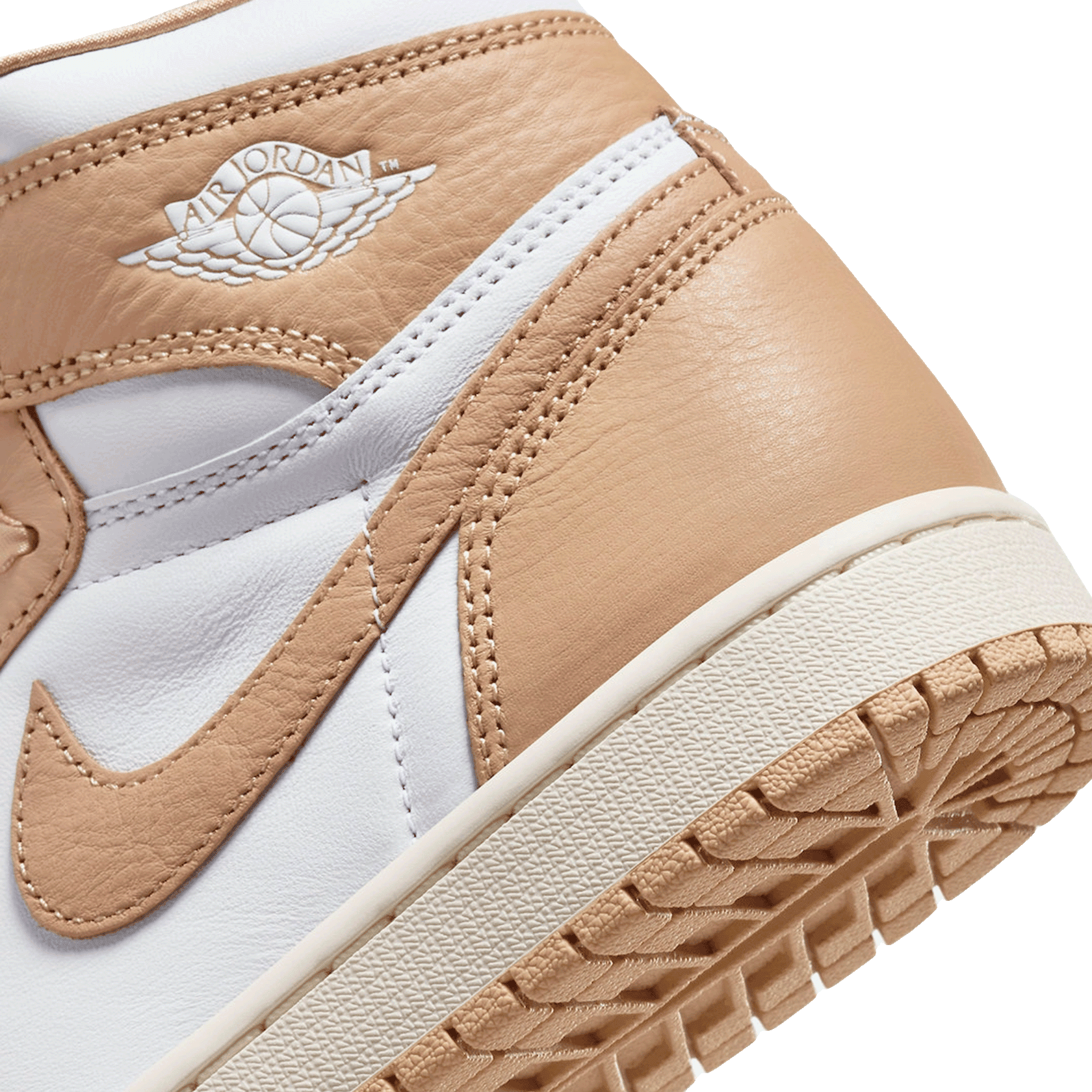 Nike Air Jordan 1 Retro High OG Praline (W) Detail