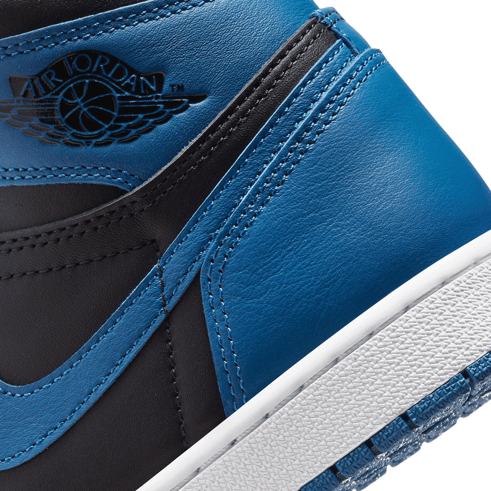 Nike Air Jordan 1 Retro High OG Royal Reimagined (GS) Detail