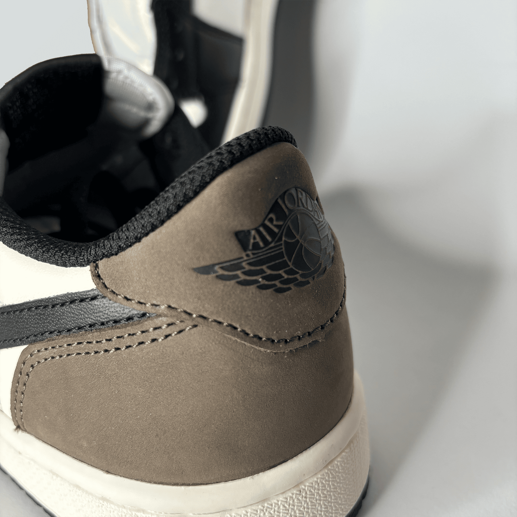 Nike Air Jordan 1 Retro Low OG Mocha Back