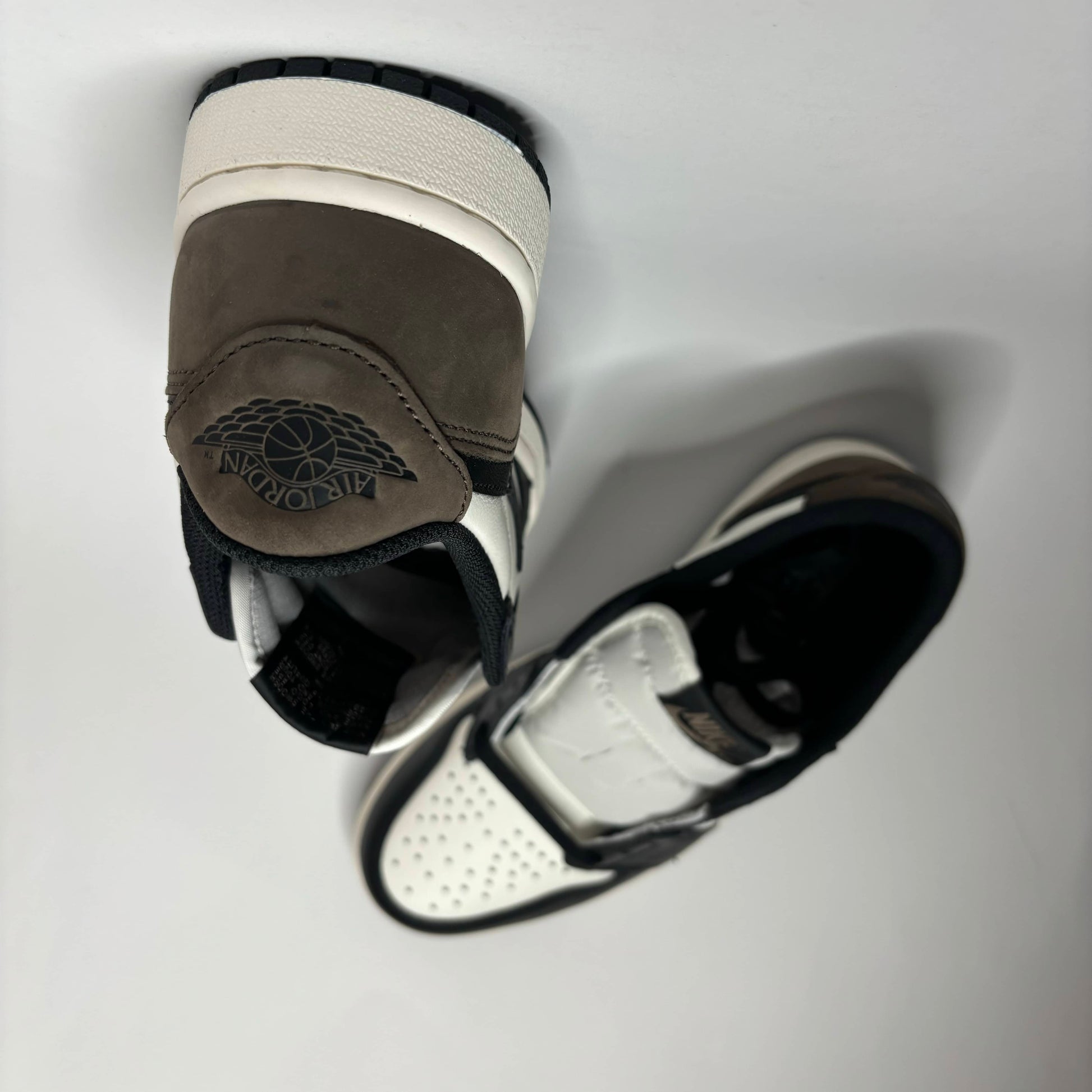 Nike Air Jordan 1 Retro Low OG Mocha
