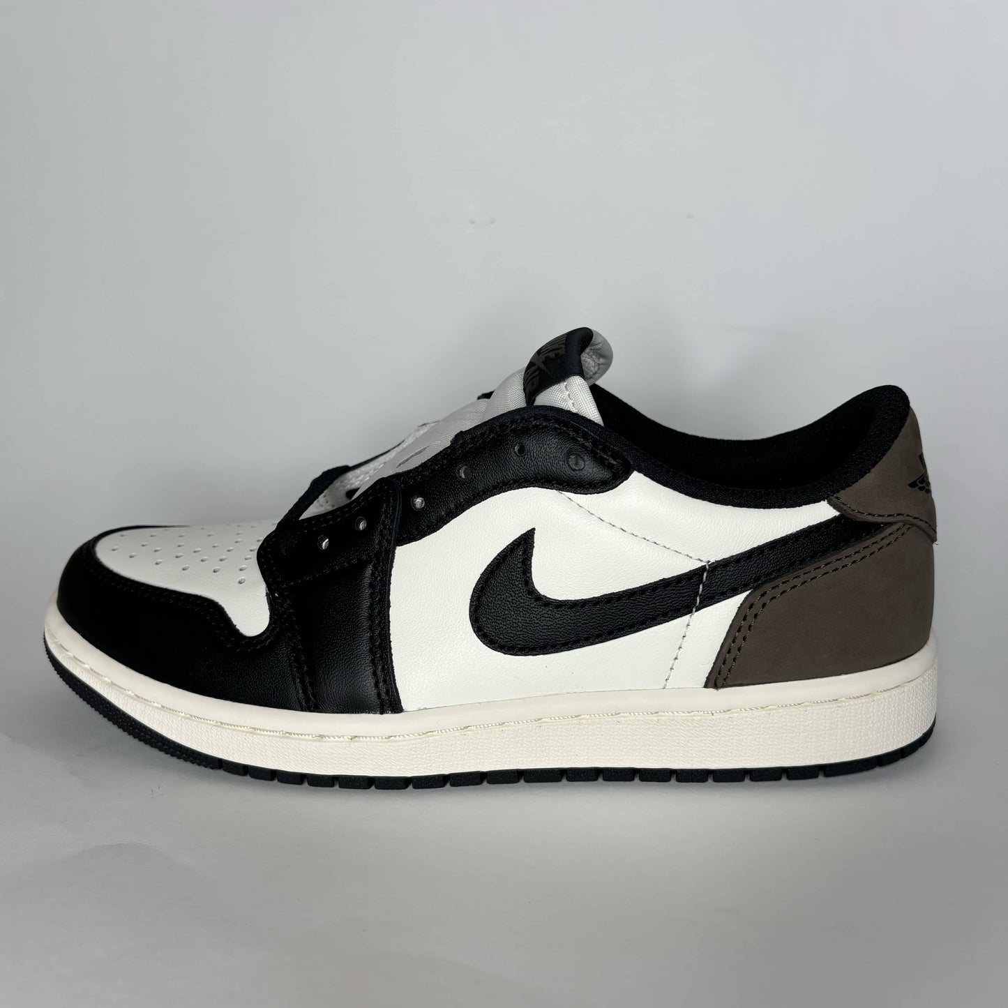 Nike Air Jordan 1 Retro Low OG Mocha Left