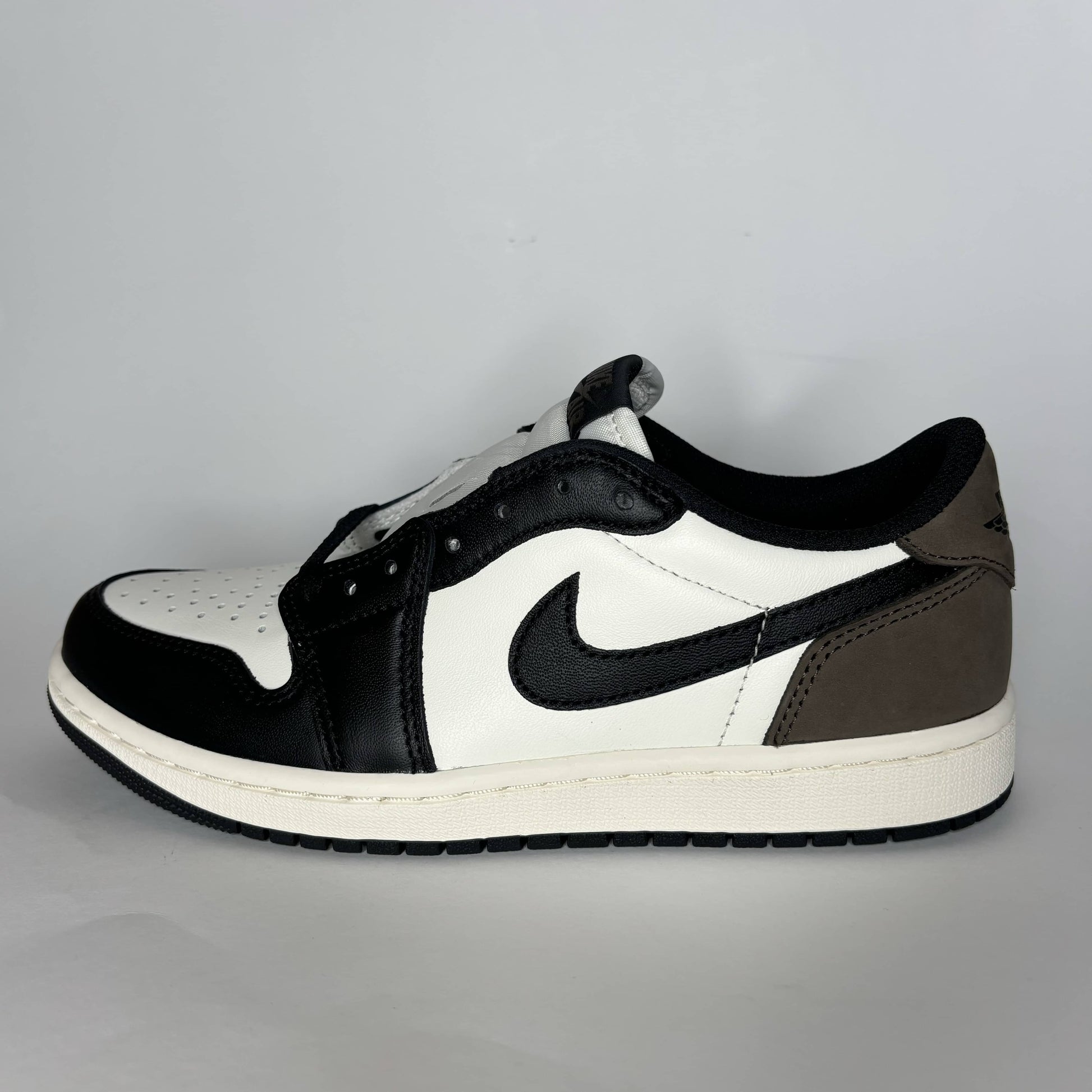 Nike Air Jordan 1 Retro Low OG Mocha Left