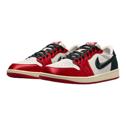 Nike Air Jordan 1 Retro Low OG Trophy Room Rookie Card Home (Numbered) (with Numbered Trading Card) Side