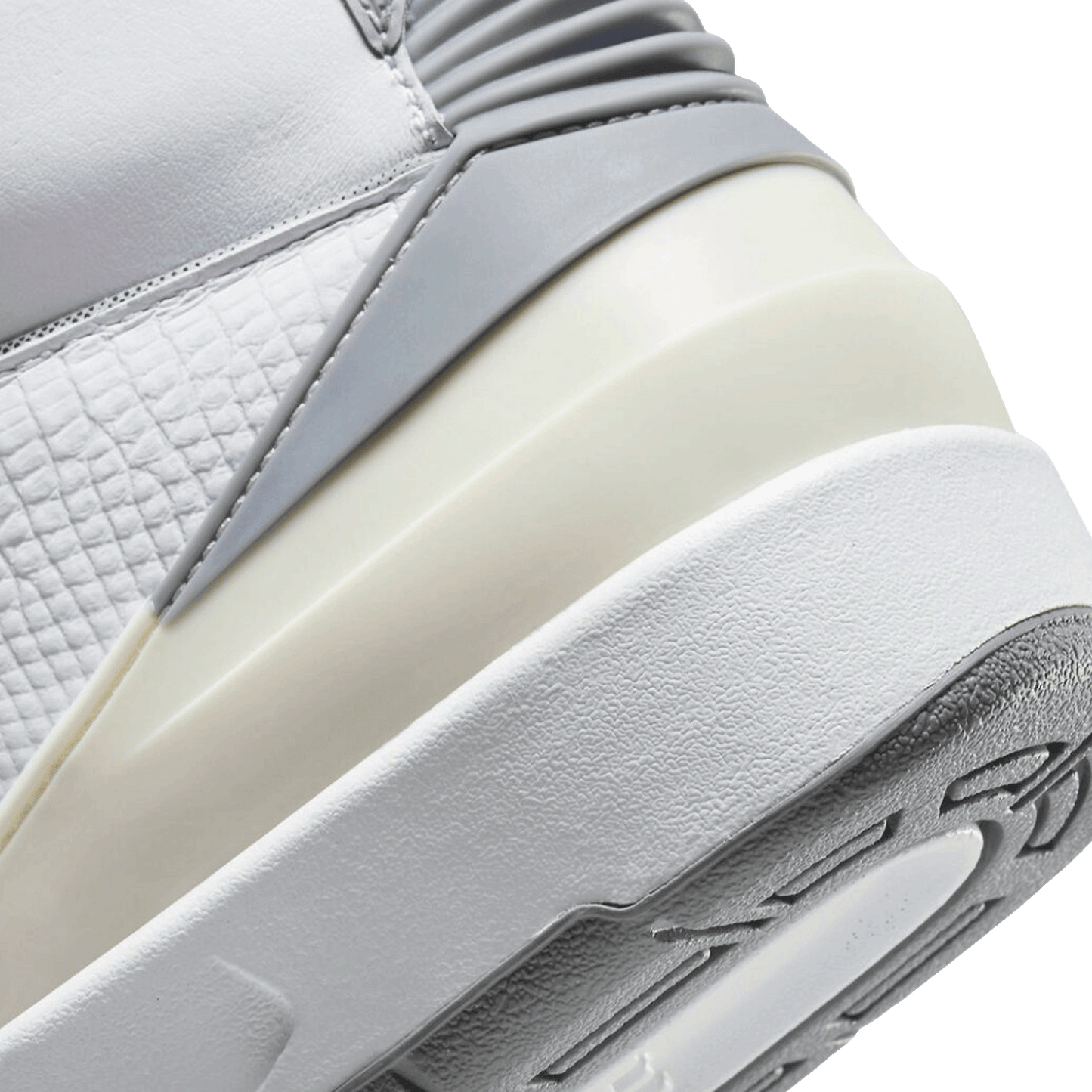 Nike Air Jordan 2 Retro Cement Grey Back 2
