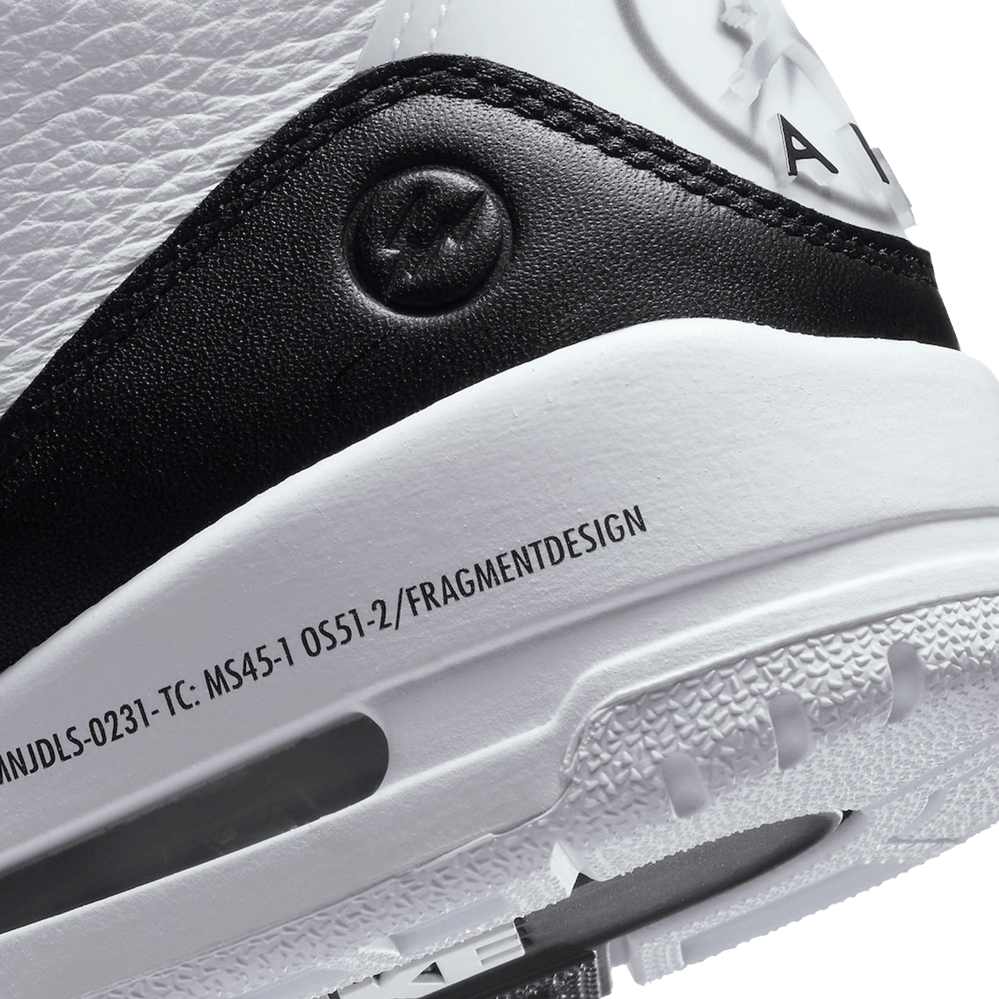 Nike Air Jordan 3 Retro Fragment Back 2