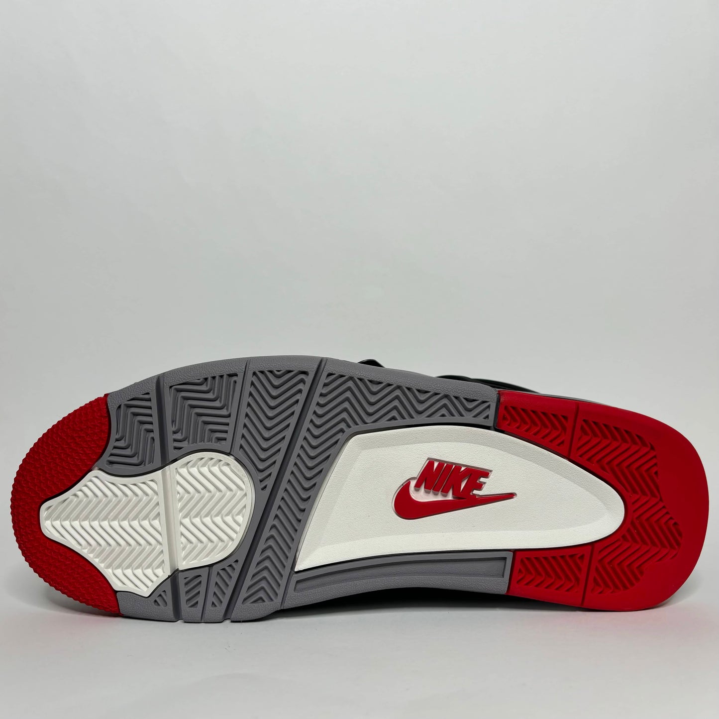 Nike Air Jordan 4 Retro Bred Reimagined (GS) Sohle