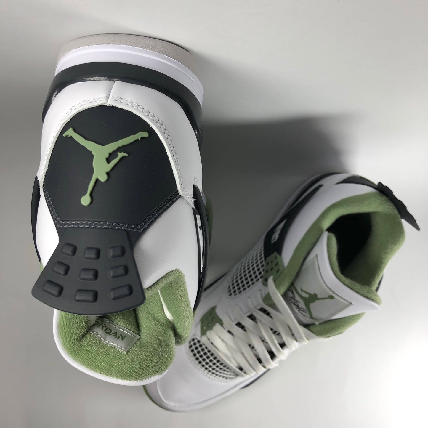 Nike Air Jordan 4 Retro Seafoam