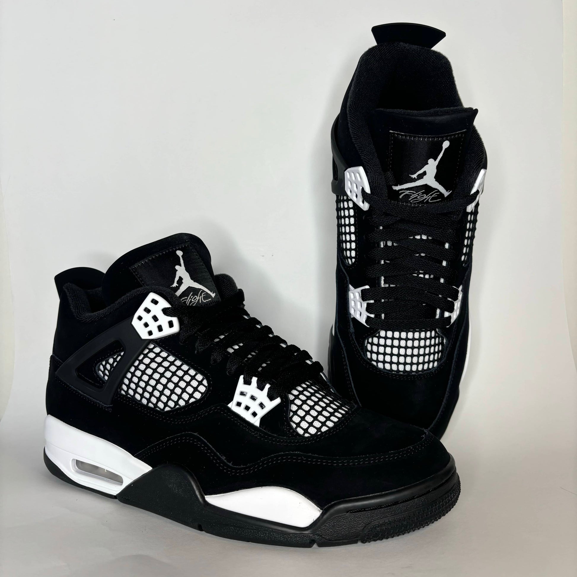 Nike Air Jordan Retro White Thunder