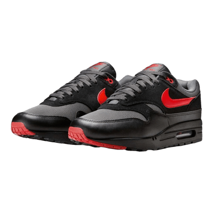 Nike Air Max 1 Essential Vamps Side