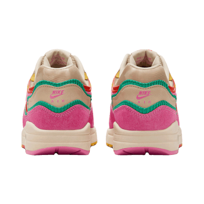 Nike Air Max 1 Familia Back