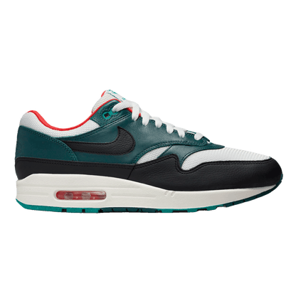 Nike Air Max 1 LeBron James Liverpool F.C.
