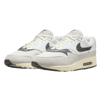 Nike Air Max 1 Light Bone Iron Grey Side