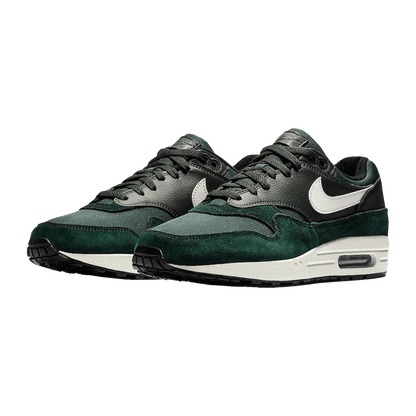 Nike Air Max 1 Outdoor Green Side