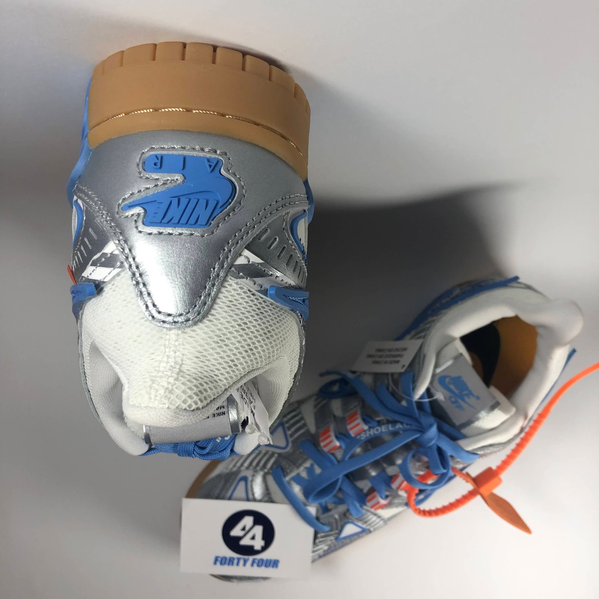 Nike Air Rubber Dunk Off-White UNC