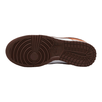 Nike Dunk Low Bronze Eclipse (W) Sohle DQ4697-800