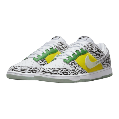 Nike Dunk Low Doernbecher Zoe Side DR7305-100