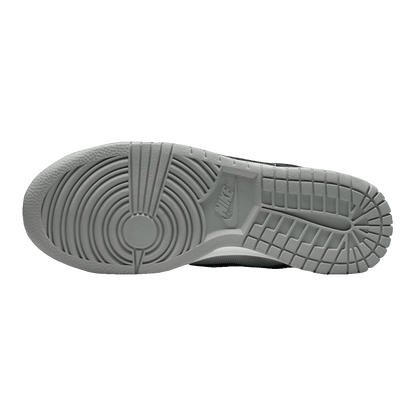 Nike Dunk Low Golden Gals Metallic Silver (W) Sohle DO5882-001