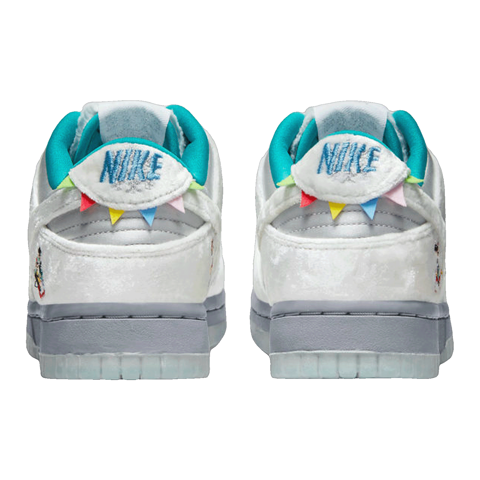 Nike Dunk Low Ice (W) Back DO2326-001