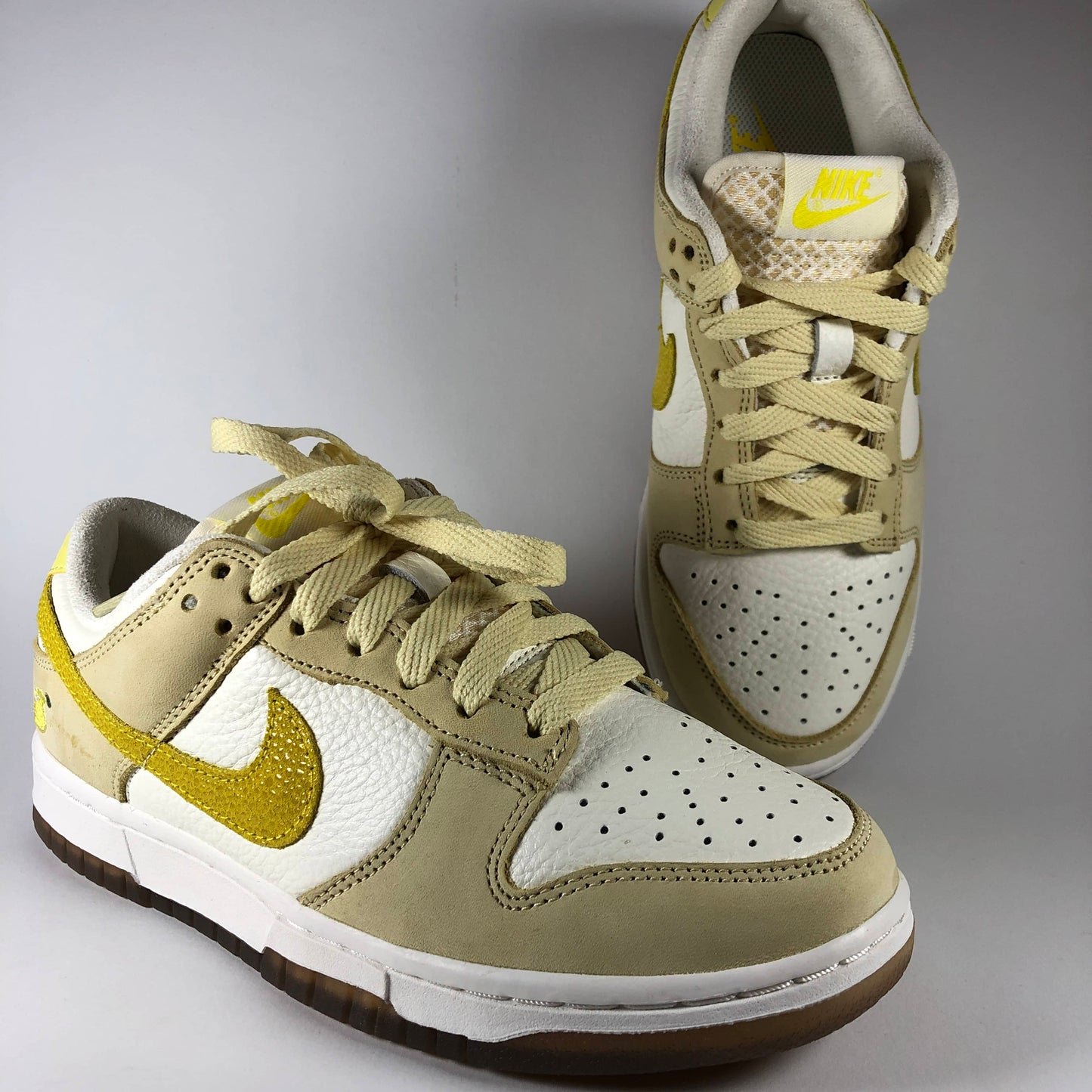 Nike Dunk Low Lemon Drop (W) Seite