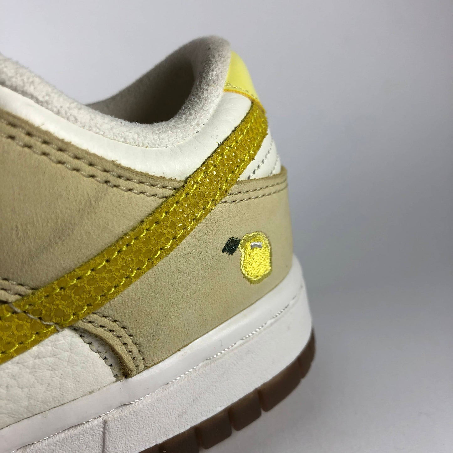 Nike Dunk Low Lemon Drop (W) Zitrone