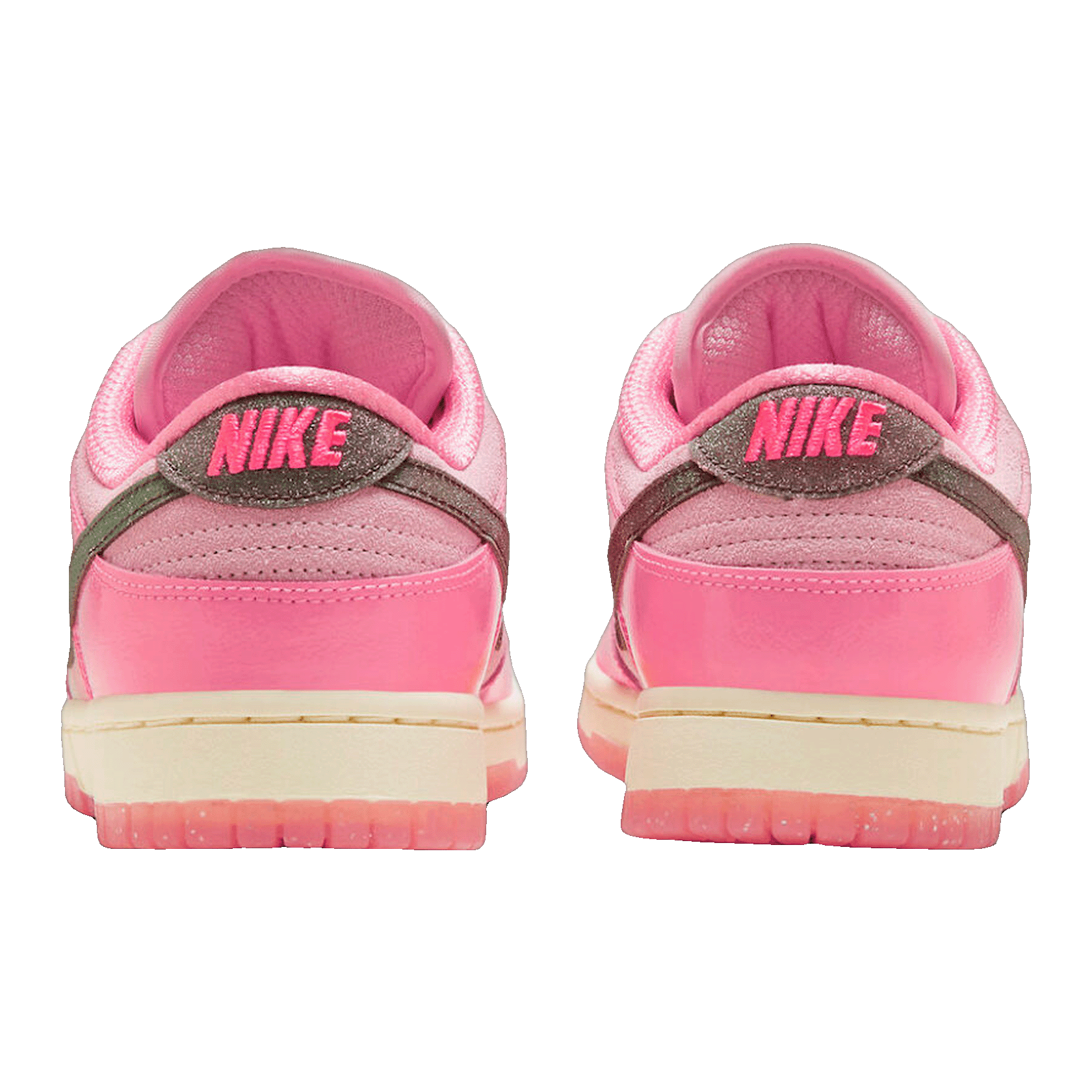 Nike Dunk Low LX Barbie (W) Back FN8927-621
