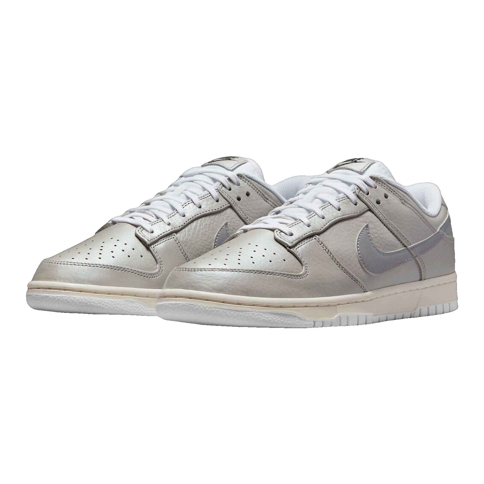 Nike Dunk Low Metallic Silver Side DX3197-095