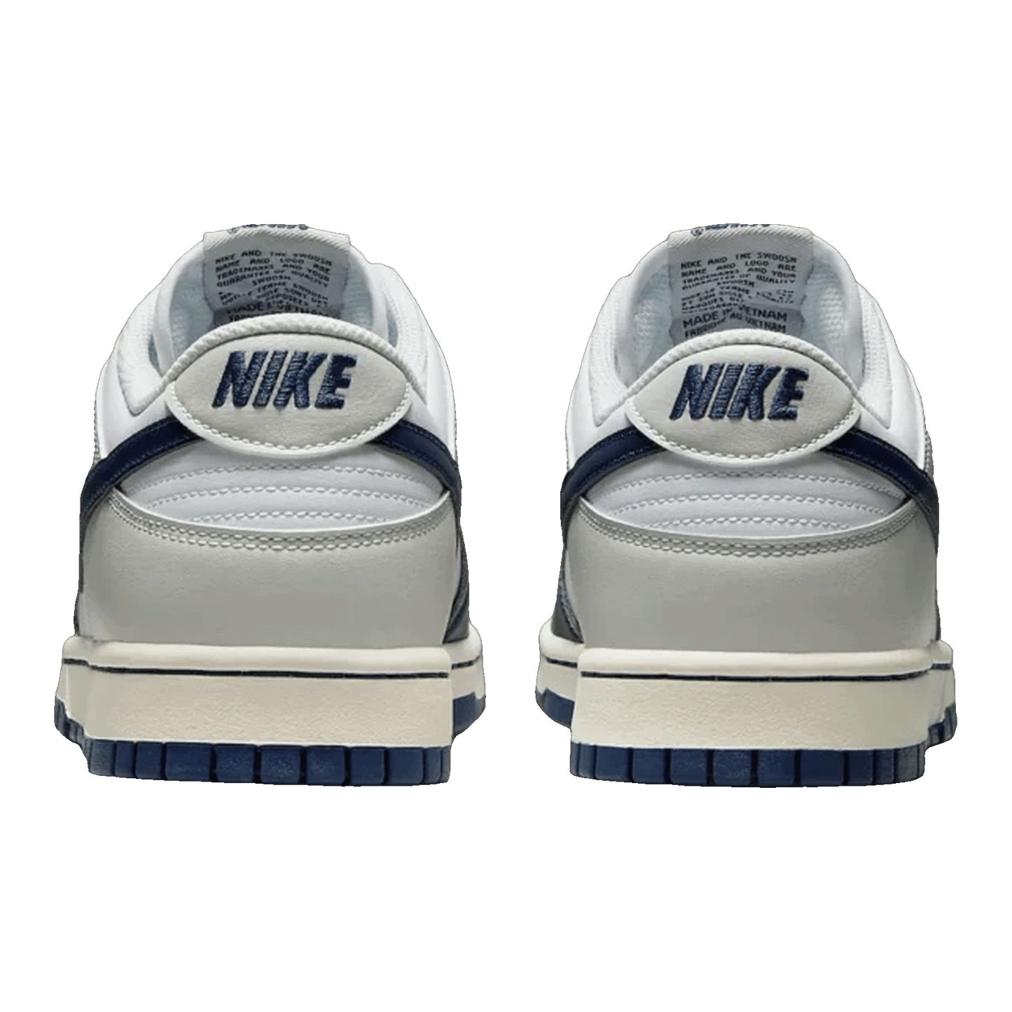 Nike Dunk Low New York Yankees Back IM2222-101