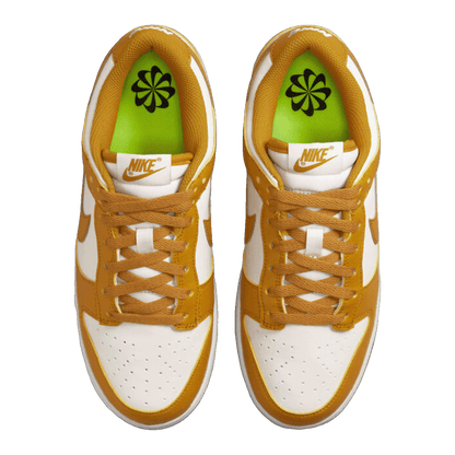 Nike Dunk Low Next Nature Phantom Gold Suede (W) Oben DN1431-001