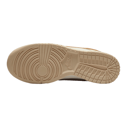 Nike Dunk Low Phantom Metallic Gold (W) Sohle DX5930-001
