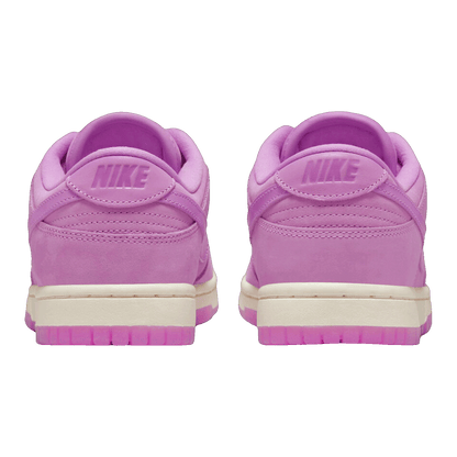 Nike Dunk Low PRM Pink Oxford (W) DV7415-600