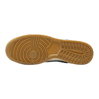 Nike Dunk Low Retro SE Deep Royal Blue Gum IB6399-003