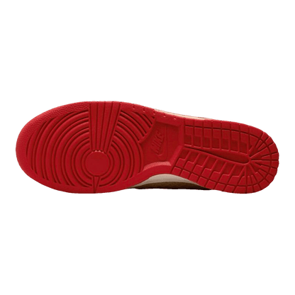 Nike Dunk Low Retro SE Strawberry Waffle Sohle HJ9100-294