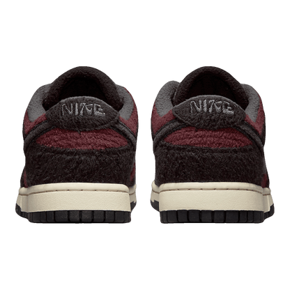 Nike Dunk Low SE Fleece Pack Burgundy Crush (W) Back DQ7579-600