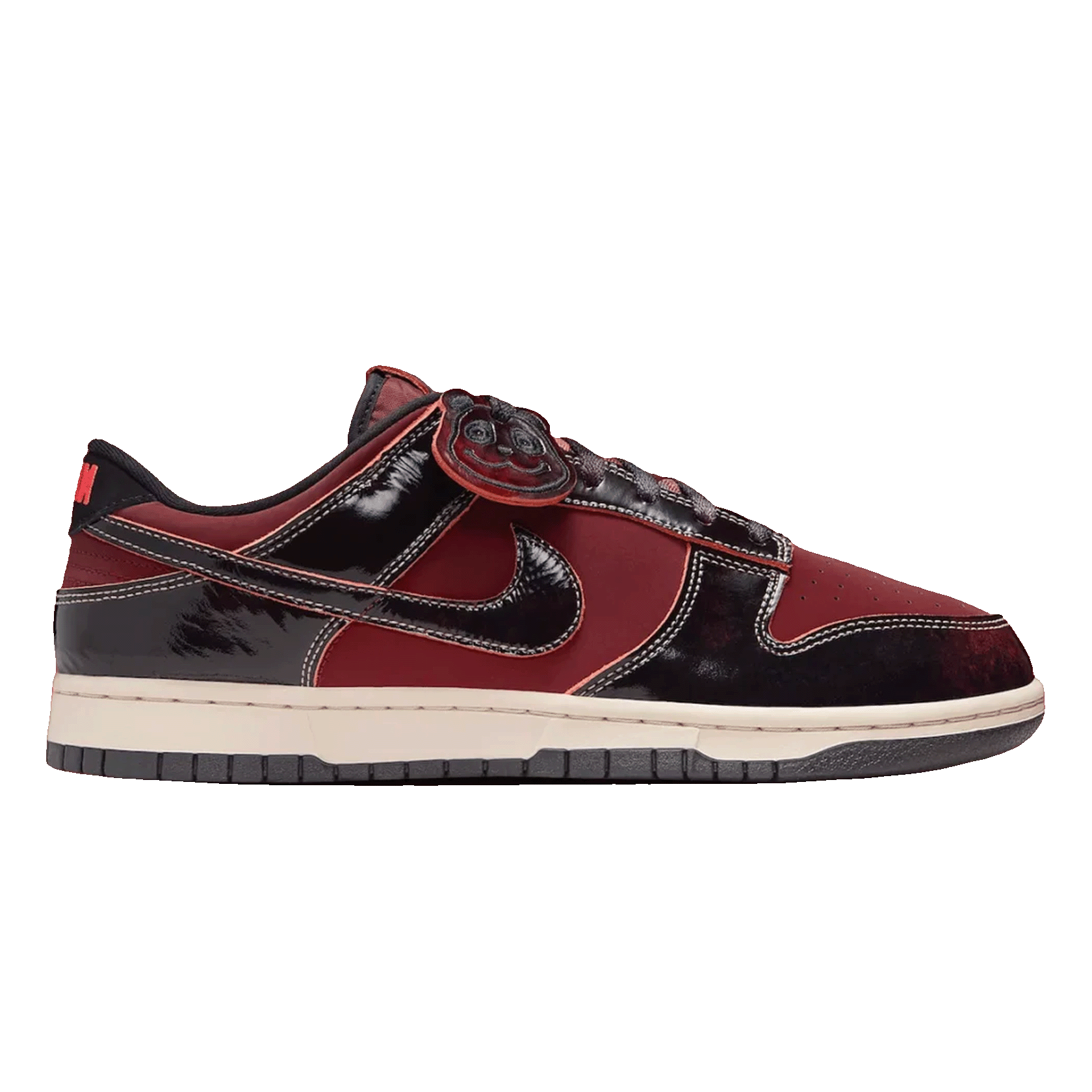Nike Dunk Low SE Red Panda HQ1965-600