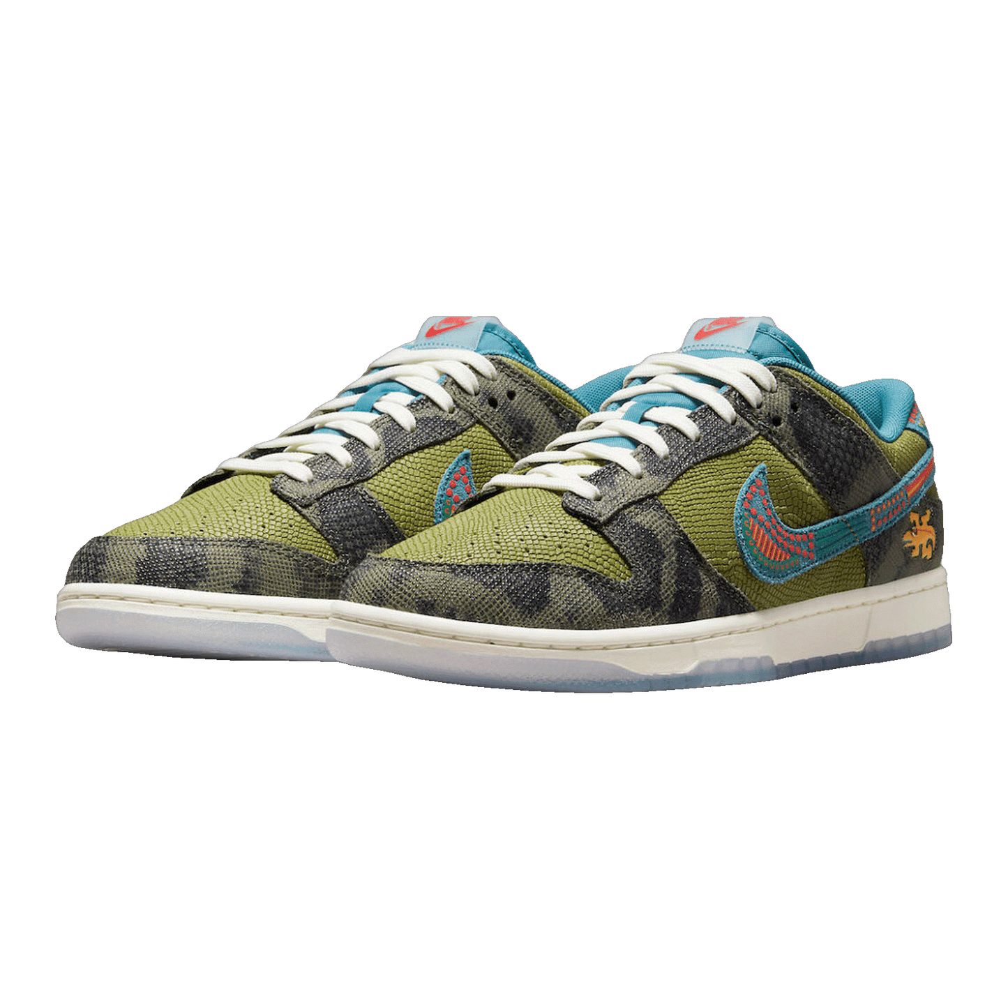 Nike Dunk Low Siempre Familia Side DO2160-335