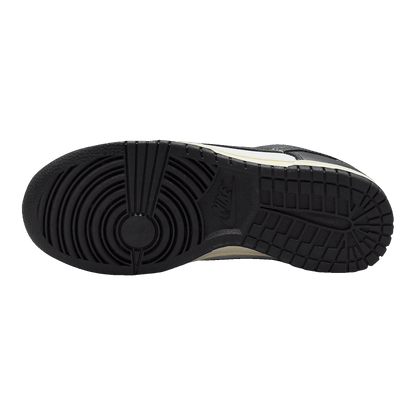 Nike Dunk Low Vintage Panda (W) Sohle FQ8899-100